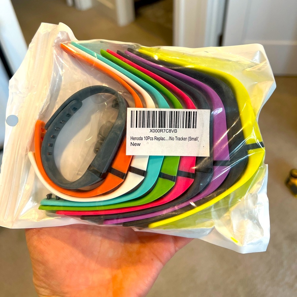 Fitbit bands - 10 colors and clips